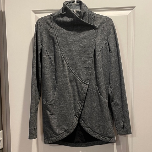 Lululemon Rulu Rally Wrap gray size 6 - Picture 2 of 9